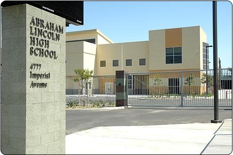 San Diego School District Receives Award For Supporting Disable Veterans Businesses