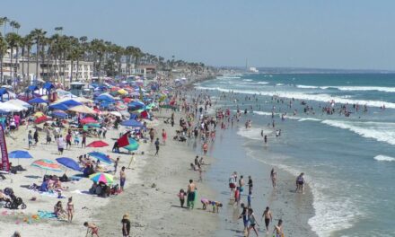Thousands Flock To The Beaches On 4th Of July