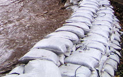 County Gives Out Free Sandbags For Rain This Week