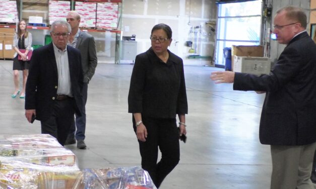 CA State Controller Betty Yee Visits Feeding San Diego Distribution Center
