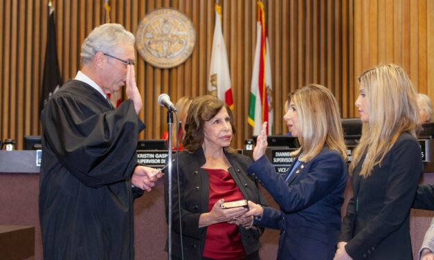 DA Summer Stephan Vows Fair, Equal Justice during Swearing In Ceremony