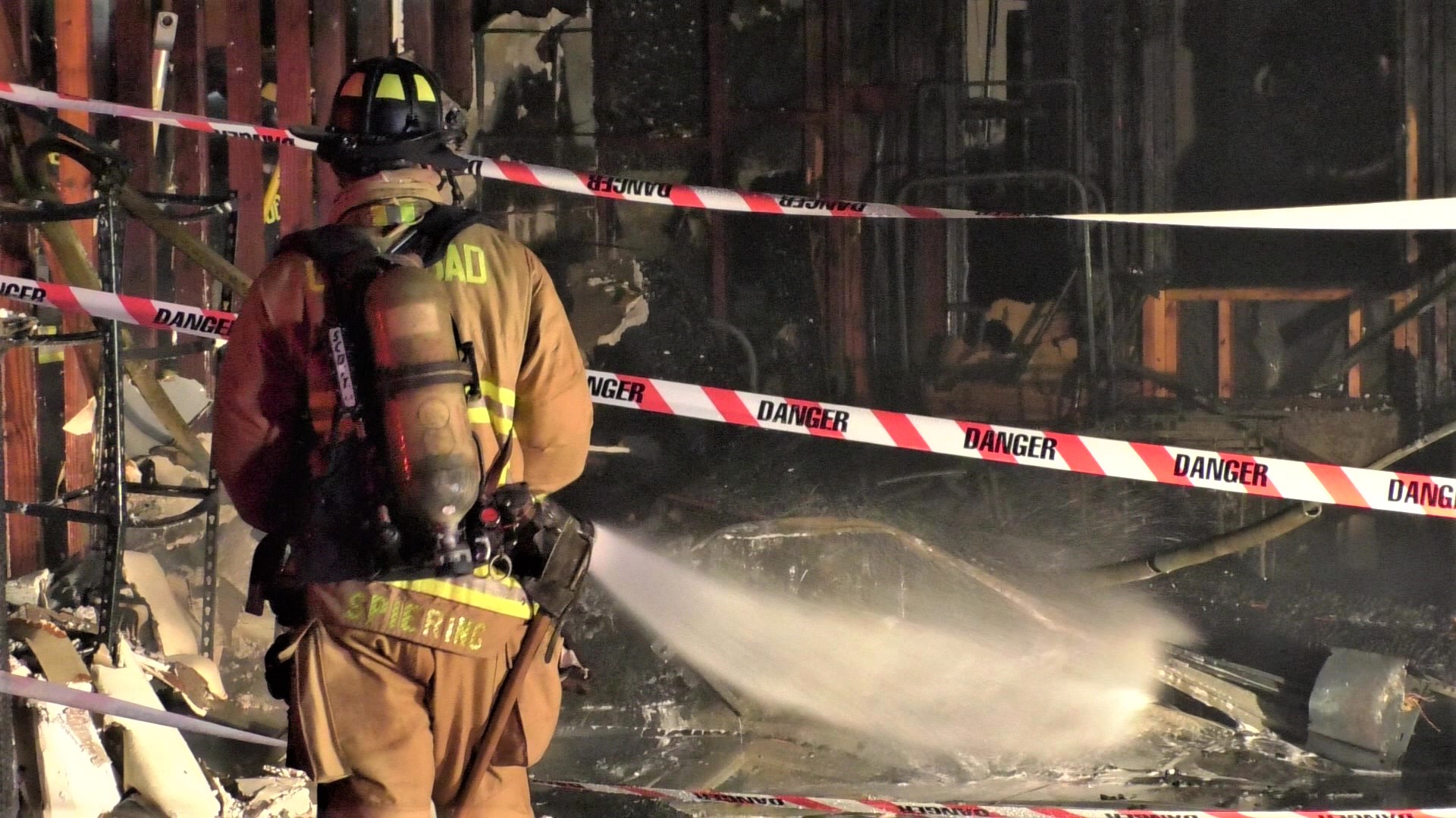 Structure fire damages four townhome garages in Carlsbad