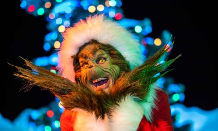 Universal Studios Hollywood celebrates the holidays with “Christmas in the Wizarding World of Harry Potter” and “Grinchmas”