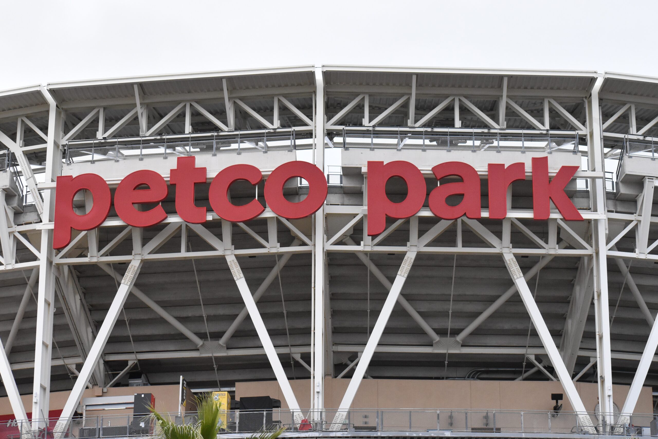 Padres announce details for 2025 FanFest at Petco Park