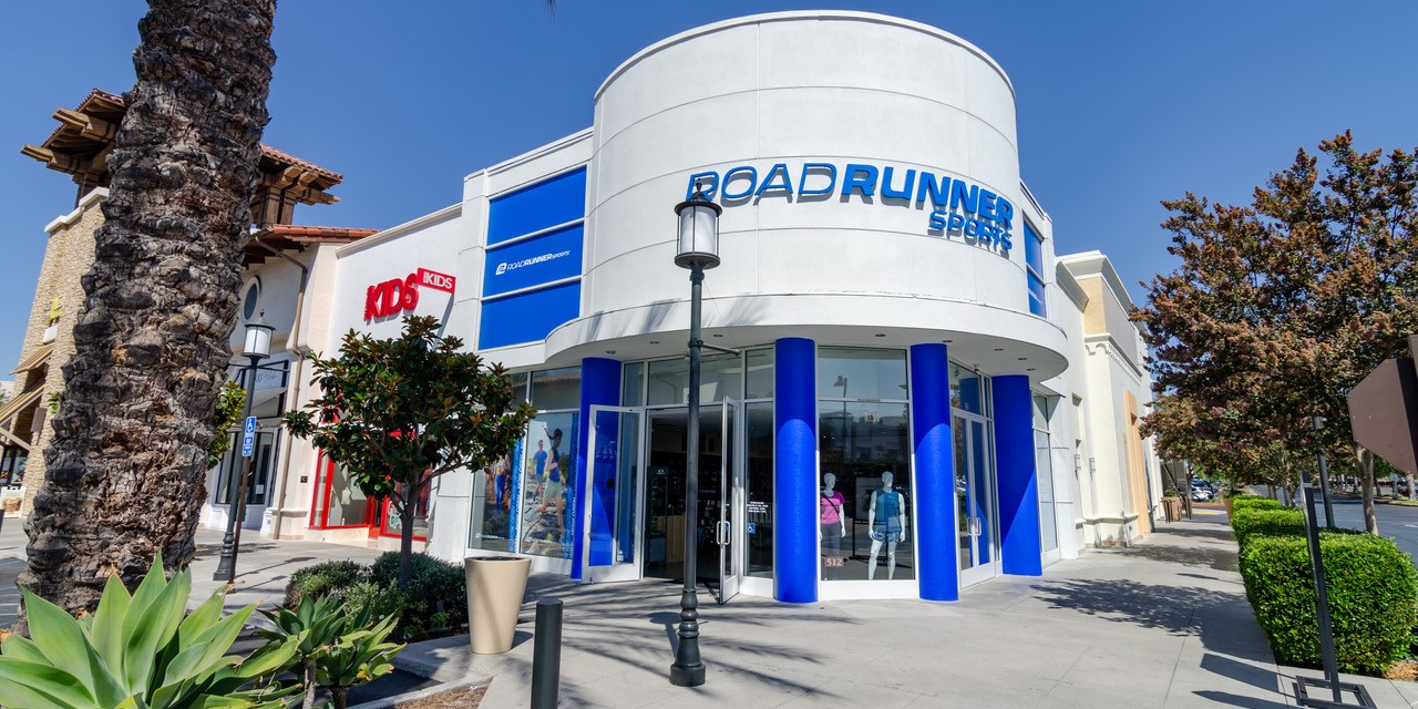 Road Runner Sports opens first South Bay location