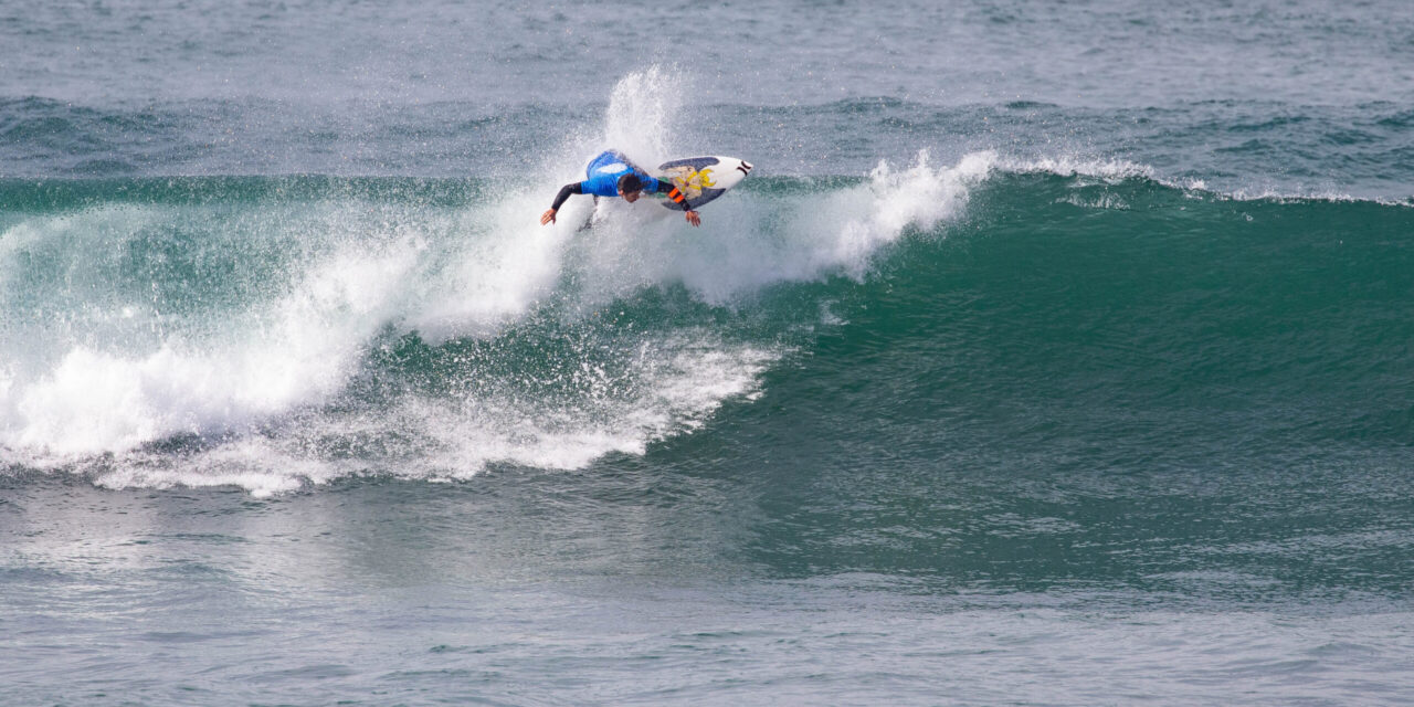 Top surfers compete in Sambazon World Junior Championships