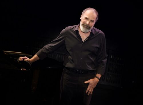 Mandy Patinkin brings concert tour to Balboa Theatre