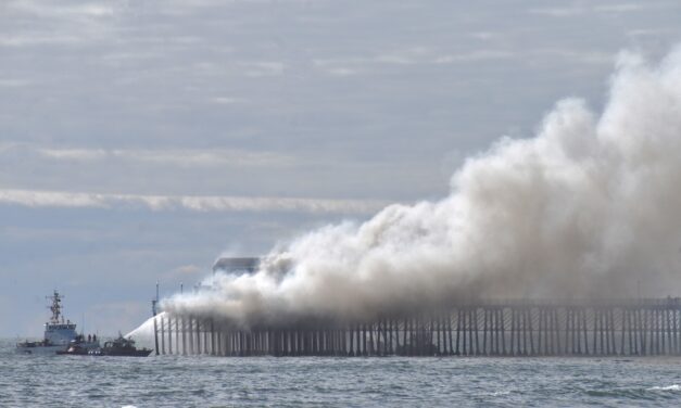 Massive fire engulfs vacant restaurant on Oceanside Pier
