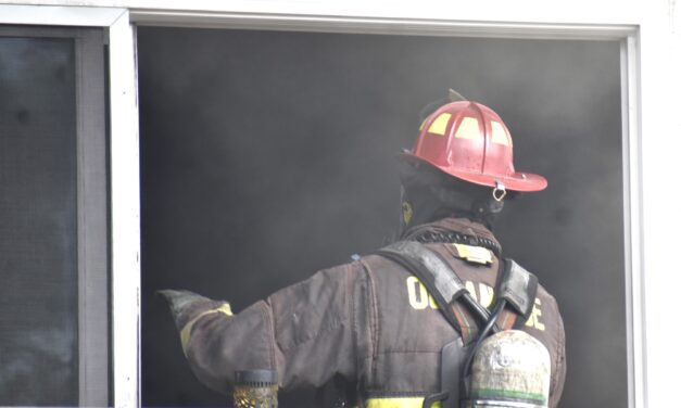 Firefighters contain kitchen fire at Oceanside apartment