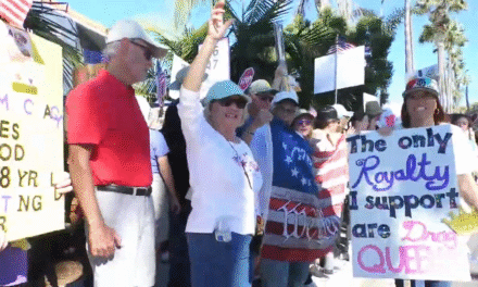 Video: No Kings Day in Carlsbad