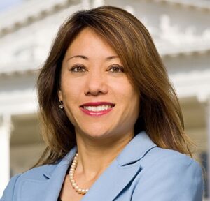 State Treasurer Ma connects community college students to CalKIDS Scholarships
