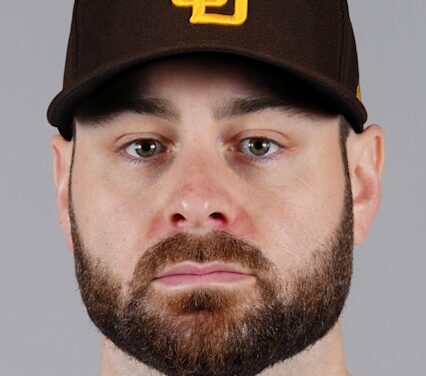 Padres add Lucas Giolito on one-year deal