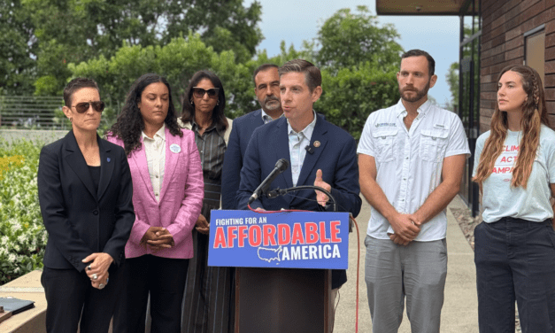 Democrat Rep. Levin hosts roundtable on rising energy costs