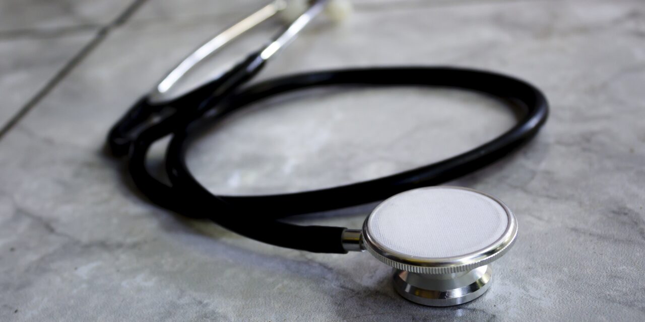 Men with low or high testosterone may have higher risk of irregular heartbeat